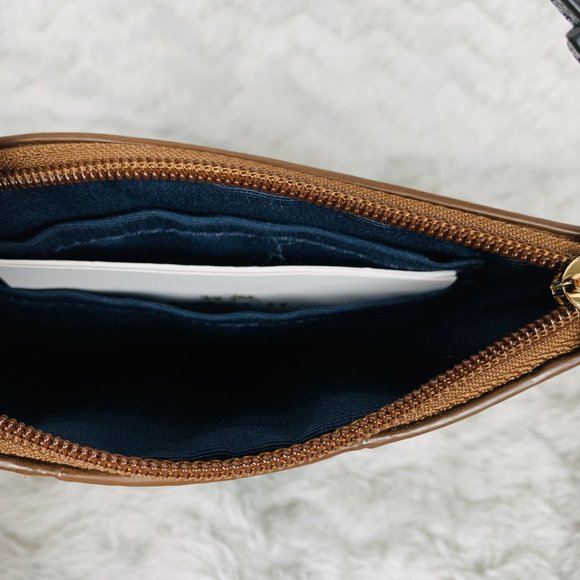 NWT Coach Signature PVC & Leather Small Wristlet in Midnight - Picture 9 of 10